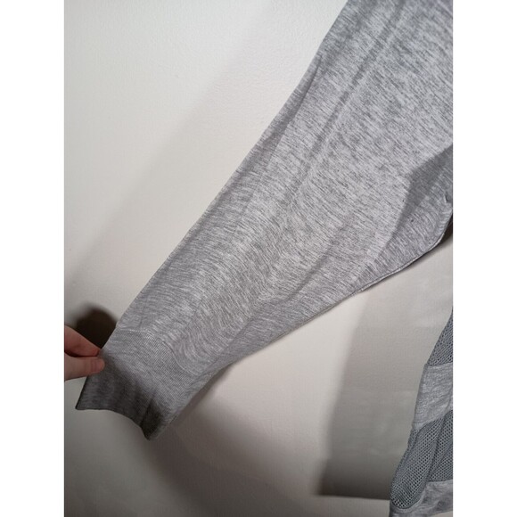 Yogalicious Gray Mesh Long Sleeve Yoga Activewear Long Cuffs Pullover Size 3X - Picture 2 of 8
